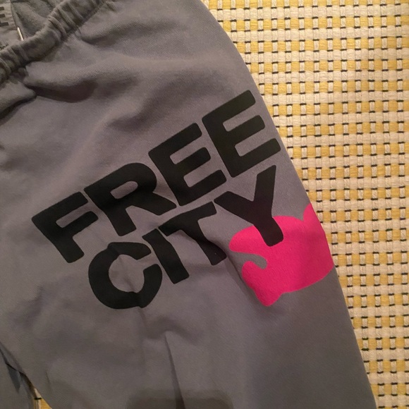 NWOT cozy grey sweats - Picture 3 of 5